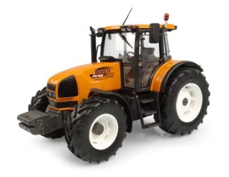 Renault Ares 816 RZ med frontvekt