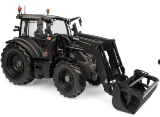 Valtra G135 med frontlaster Titanium Grey