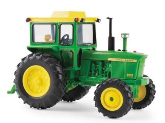 John Deere 4020 4wd med cab 1/32 Britains